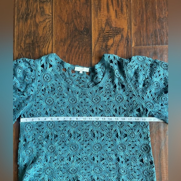 Solitaire Teal Crochet Top - Picture 8 of 10